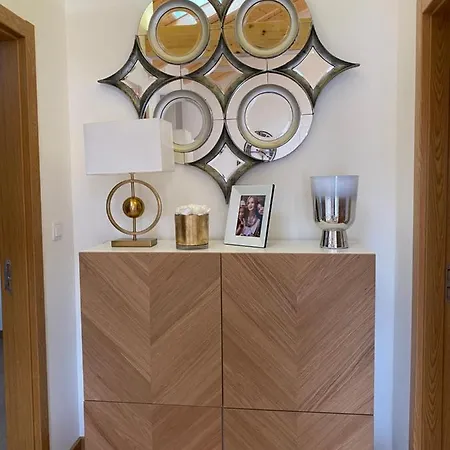 The Orange Tree - Vista Patio By Live And Villa *