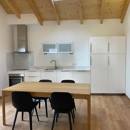 The Orange Tree - Vista Patio By Live And Abrantes