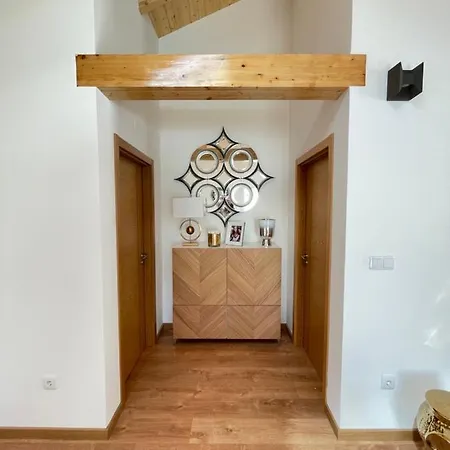 The Orange Tree - Vista Patio By Live And Willa