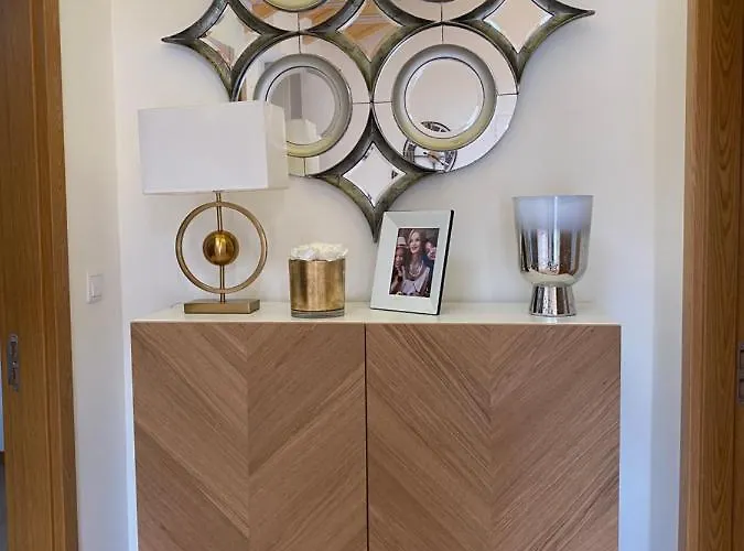 The Orange Tree - Vista Patio By Live And וילה *